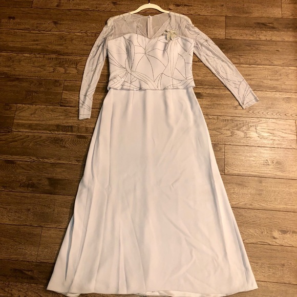 Formal dress gown (silver, grey) - Picture 7 of 8